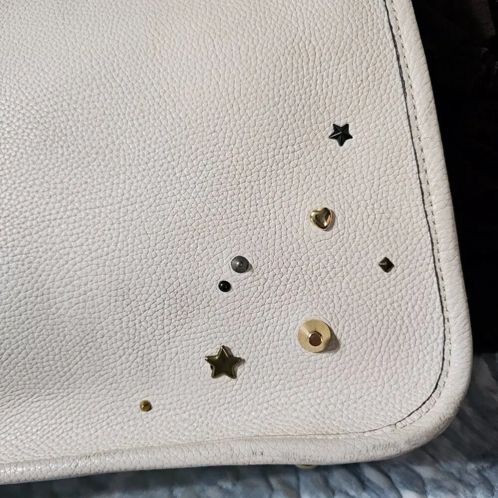 Coach Tyler Carryall With Pins Tote Puse Shoulder bag In Chalk Pebbled Leather